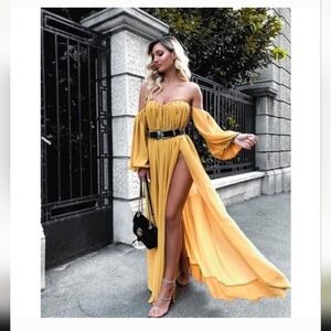 NWT House of CB Marlena, Small, Yellow